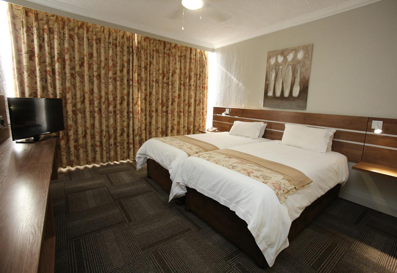 Hotel Osner อีสต์ลอนดอน ภายนอก รูปภาพ
