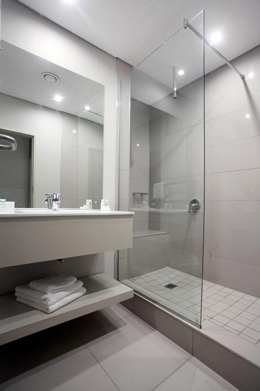 Hotel Osner อีสต์ลอนดอน ภายนอก รูปภาพ